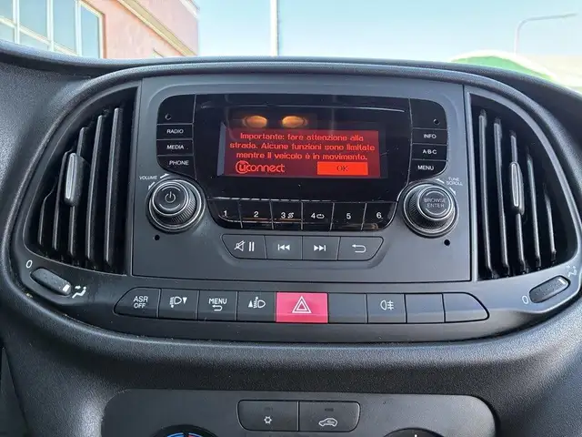 Fiat Doblo view 8