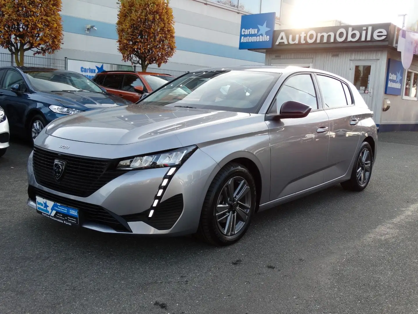 Peugeot 308 -1,2Benzin-131PS*Virtual*Navi*LED*Alu*PDC*1Hd Grau - 1