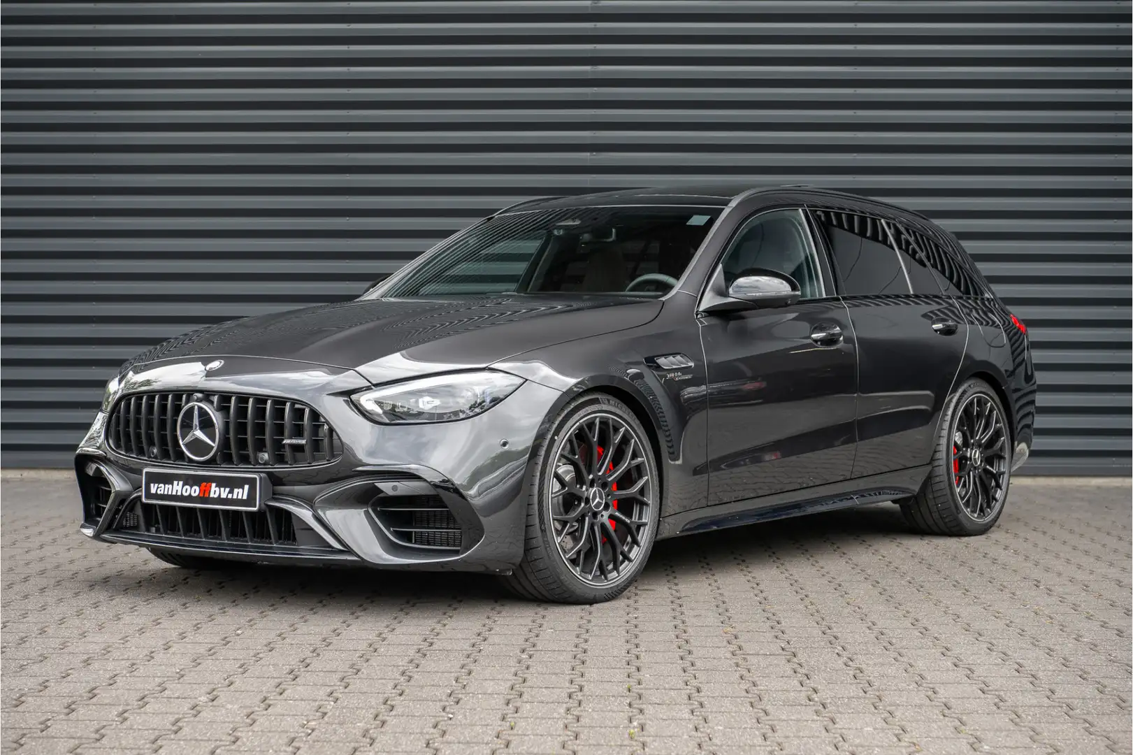 Mercedes-Benz C 63 AMG Estate S E Performance Night II - AMG Drivers Pack Grau - 1