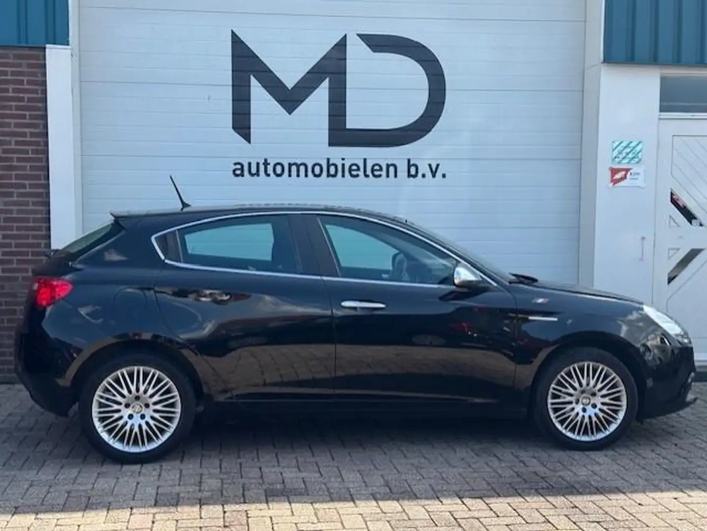 Alfa Romeo Giulietta 1.4 T Progression - nieuwe DB riem Zwart - 2