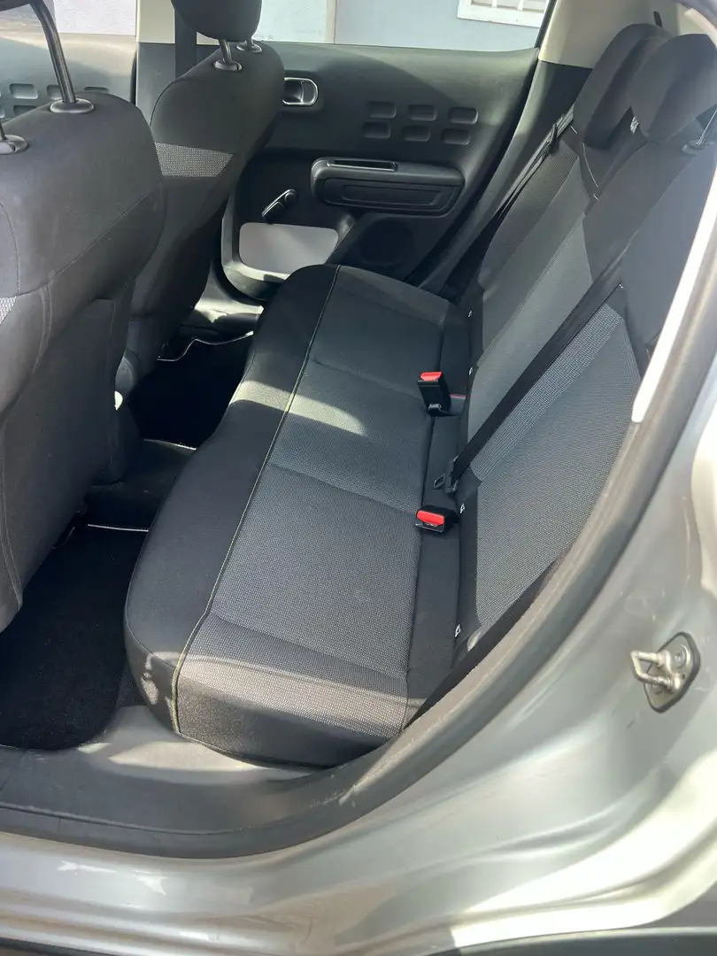 Citroen C3 C3 III 2017 1.6 bluehdi Shine s Grigio - 2