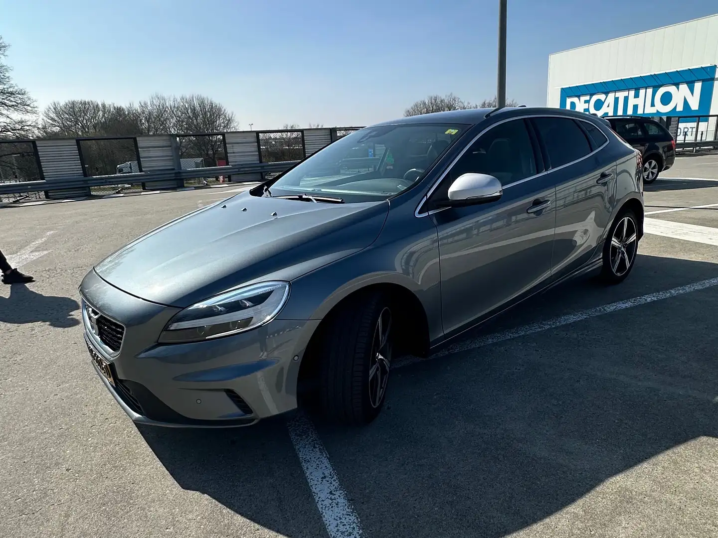 Volvo V40 V40 1.5 T3 Polar+ Sport siva - 2