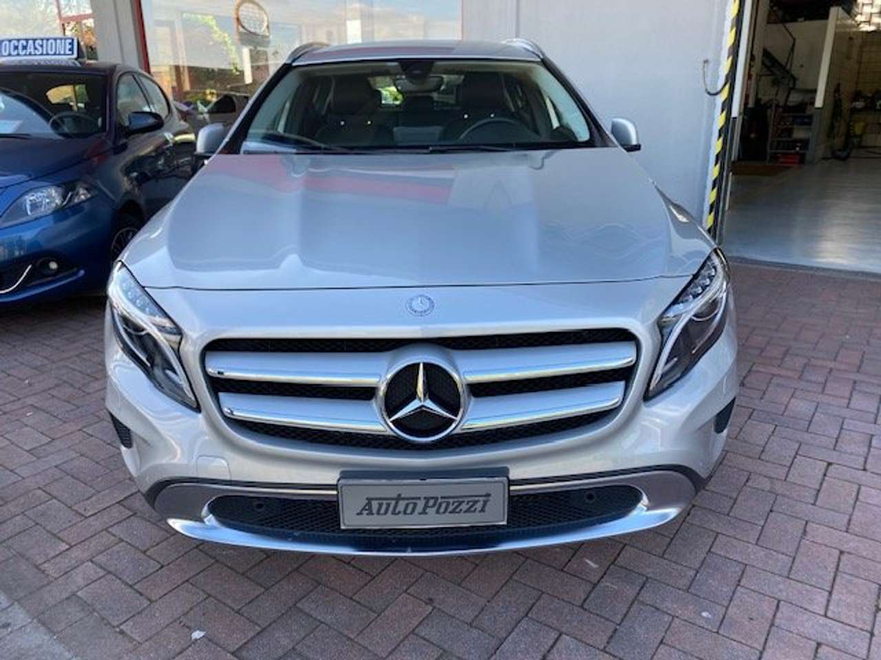 Mercedes-Benz GLA 180 GLA 180 d SPORT cambio automatico