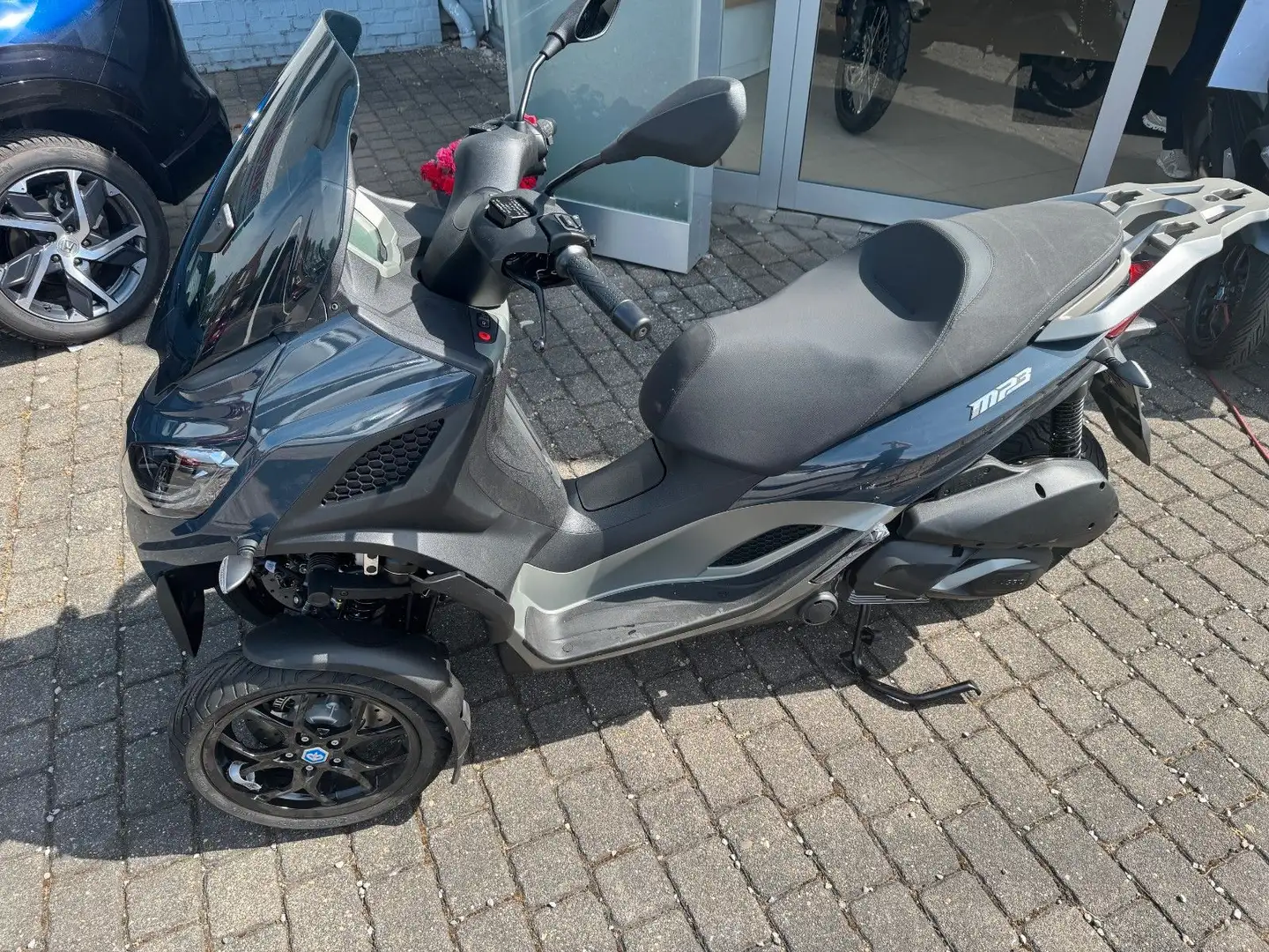 Piaggio MP3 310 HPE Euro 5+ Sofort verfügbar Gri - 1