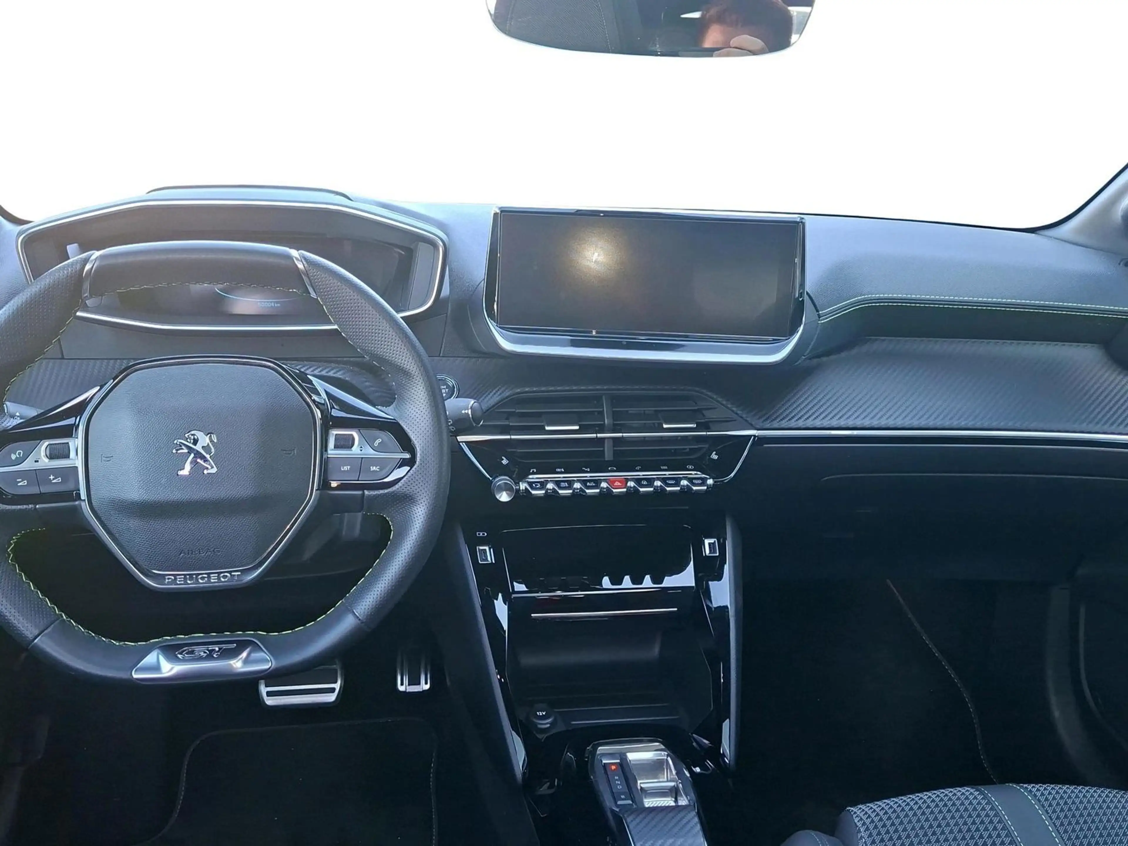 Peugeot e-208 GT Elektromotor 136 SHZ — photo 9