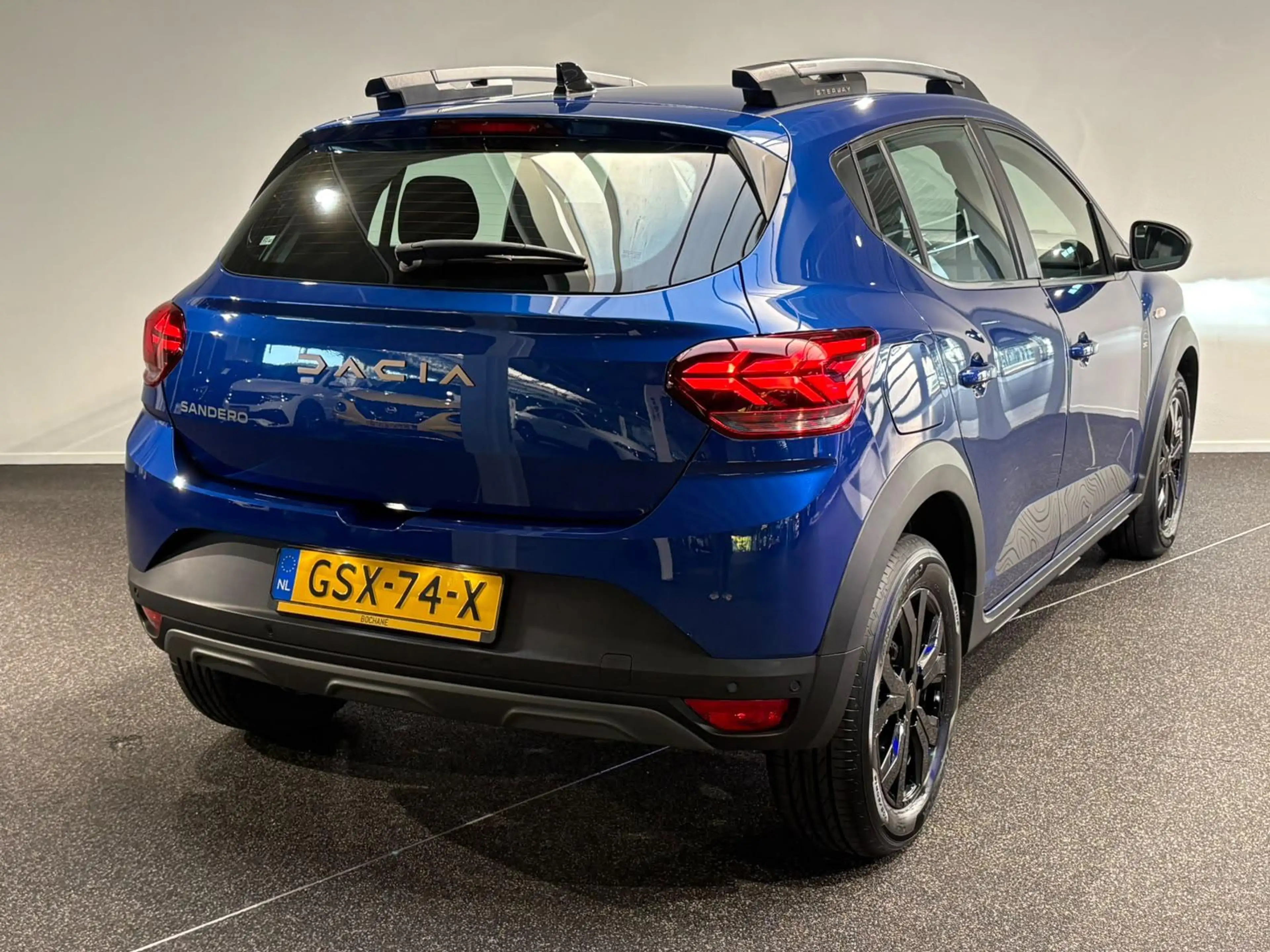 Dacia Sandero Stepway 1.0 TCe 110 Extreme | Panoramadak | Naviga — photo 2
