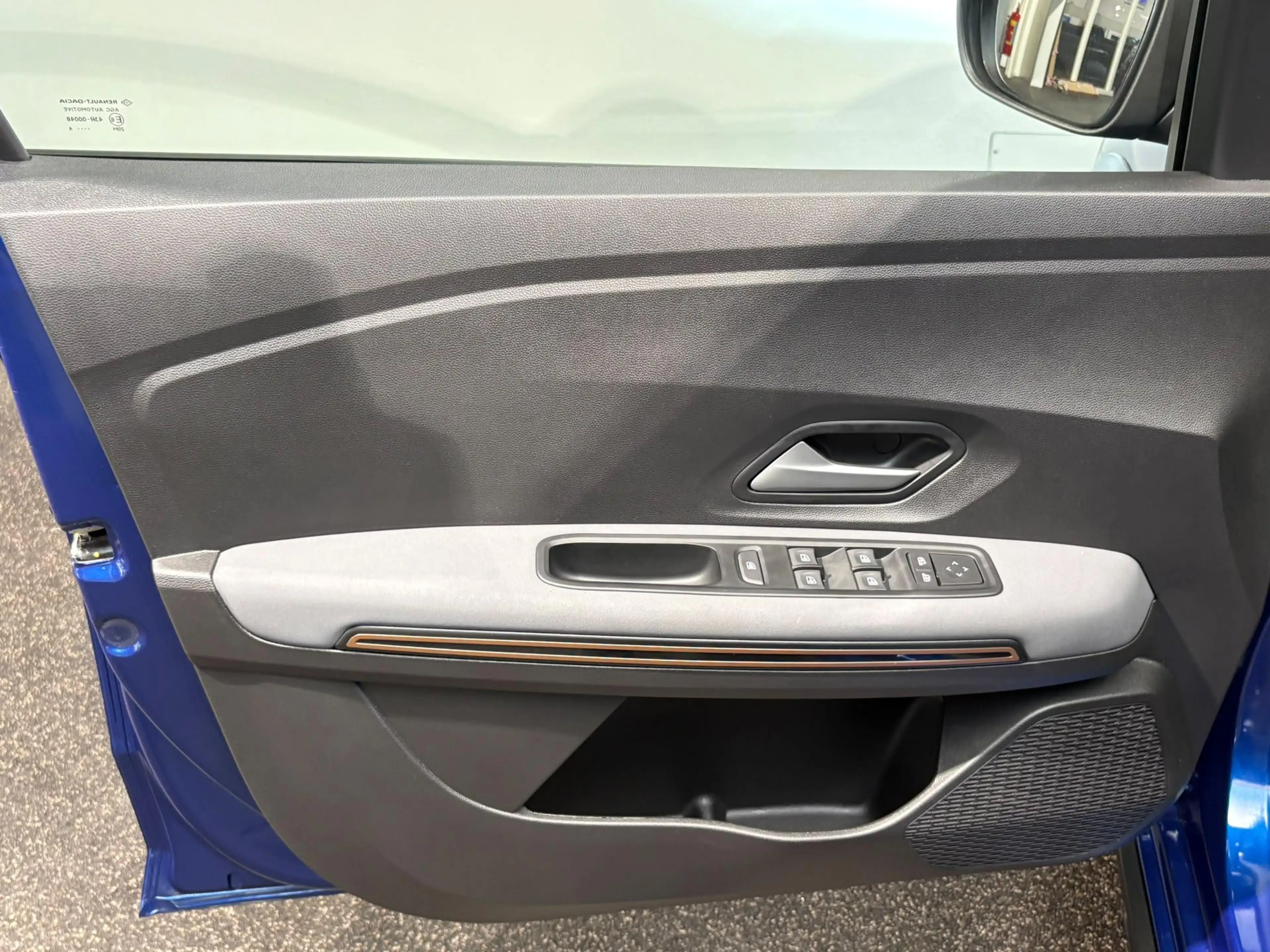 Dacia Sandero Stepway 1.0 TCe 110 Extreme | Panoramadak | Naviga — photo 28