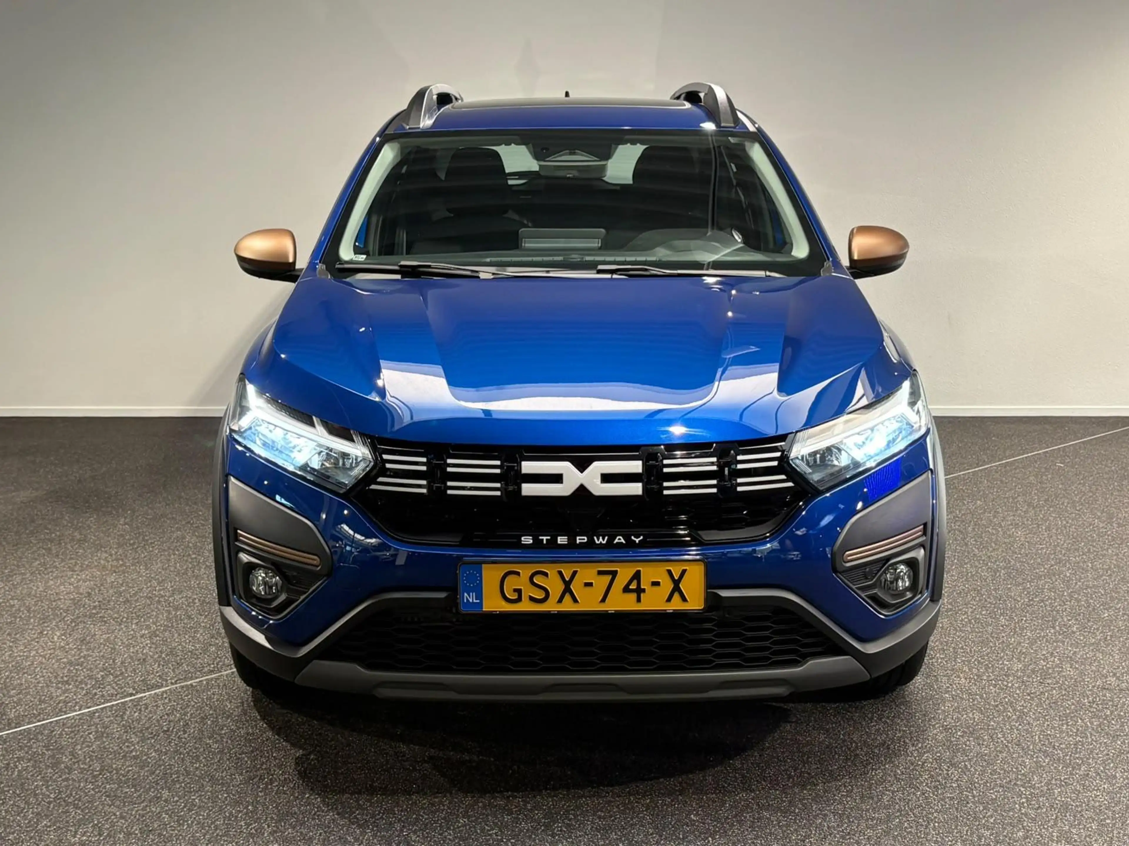 Dacia Sandero Stepway 1.0 TCe 110 Extreme | Panoramadak | Naviga — photo 14