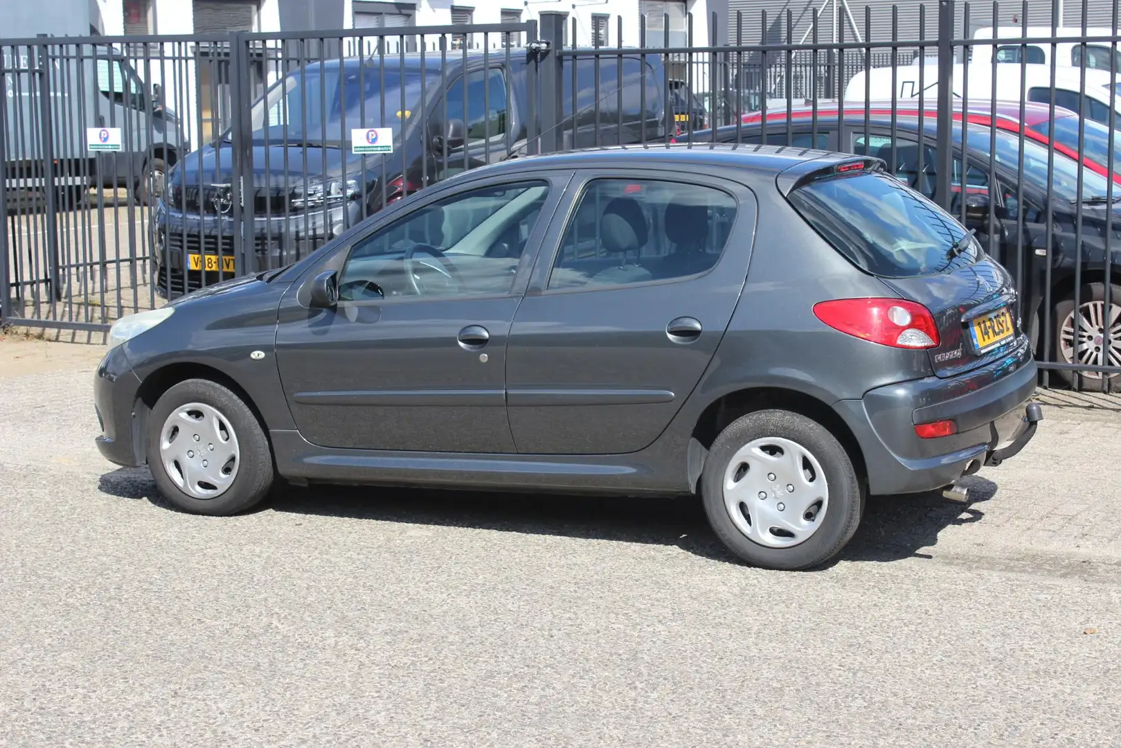 Peugeot 206 + 1.4 XS 5 drs, Airco! Gris - 2