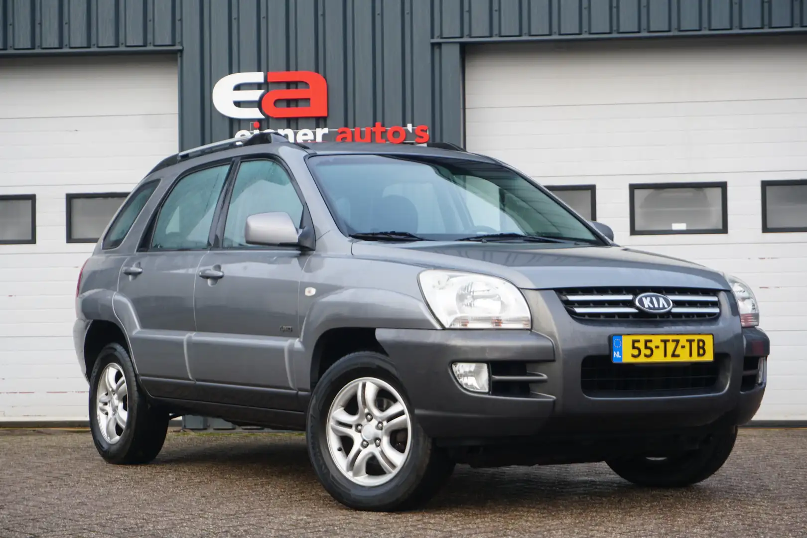 Kia Sportage 2.7 V6 Adventure 4WD | AUTOMAAT | TREKHAAK | Grau - 2