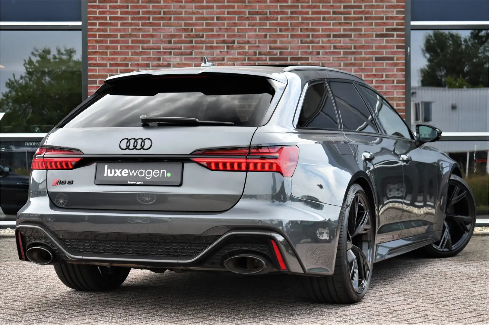 Audi RS6 Avant 4.0 TFSI quattro Dyn+ B&O-high Carbon Pano C Grau - 2