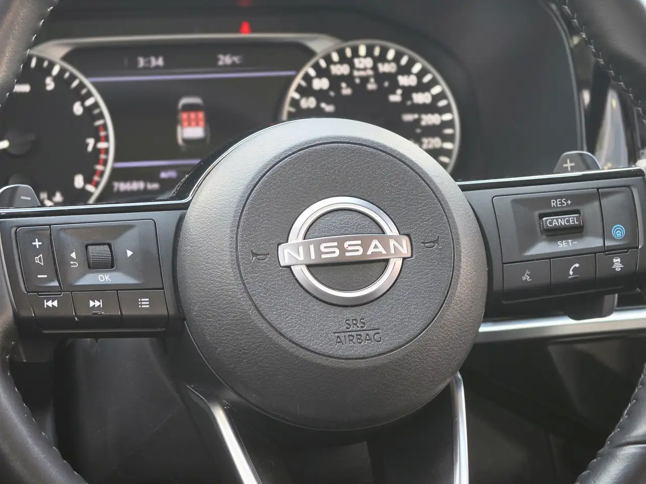 Nissan Pathfinder fotografie Nissan Pathfinder