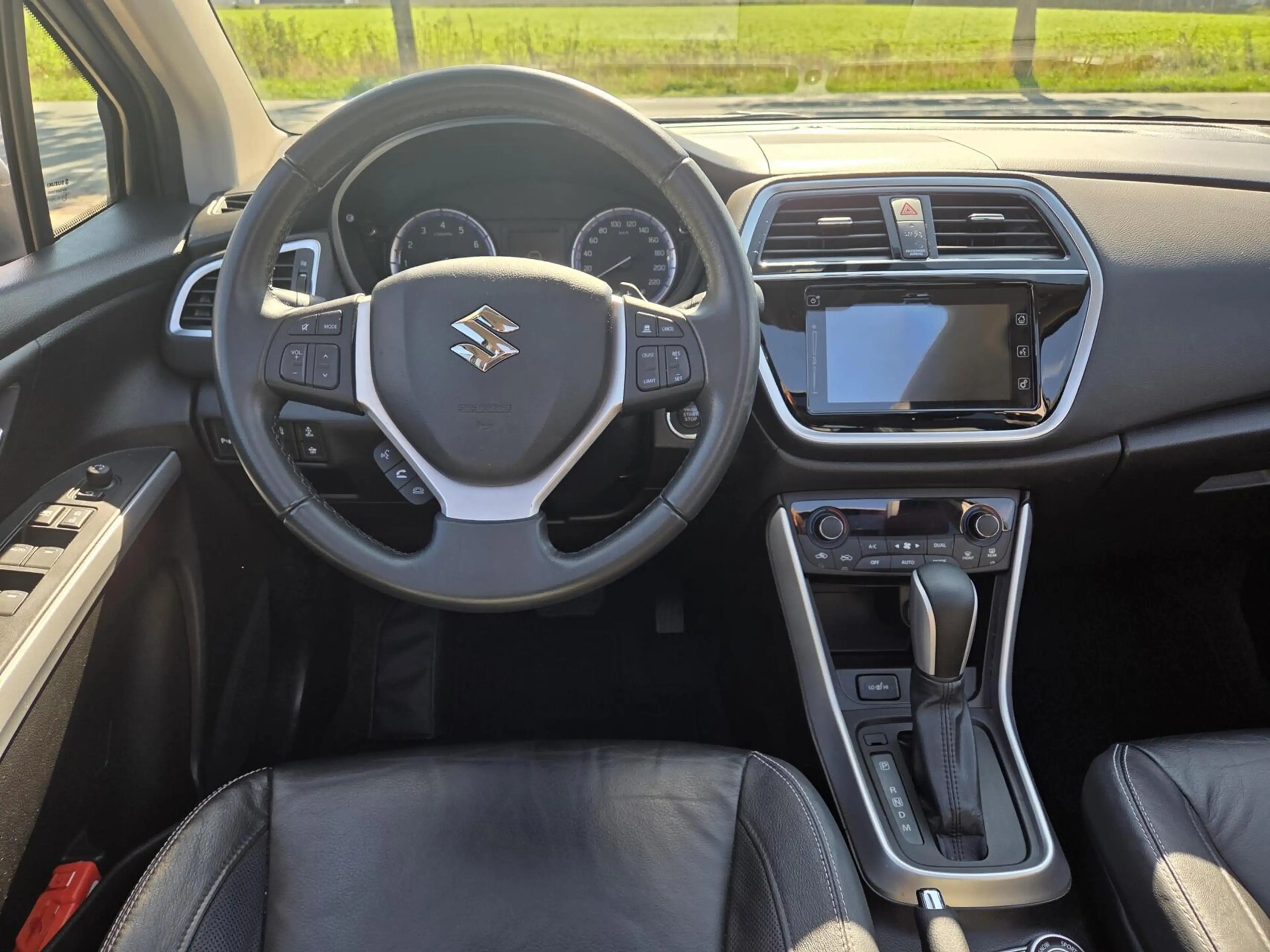 Suzuki S-Cross 1.4 Boosterjet AllGrip Style Smart Hybrid | Automa — photo 8