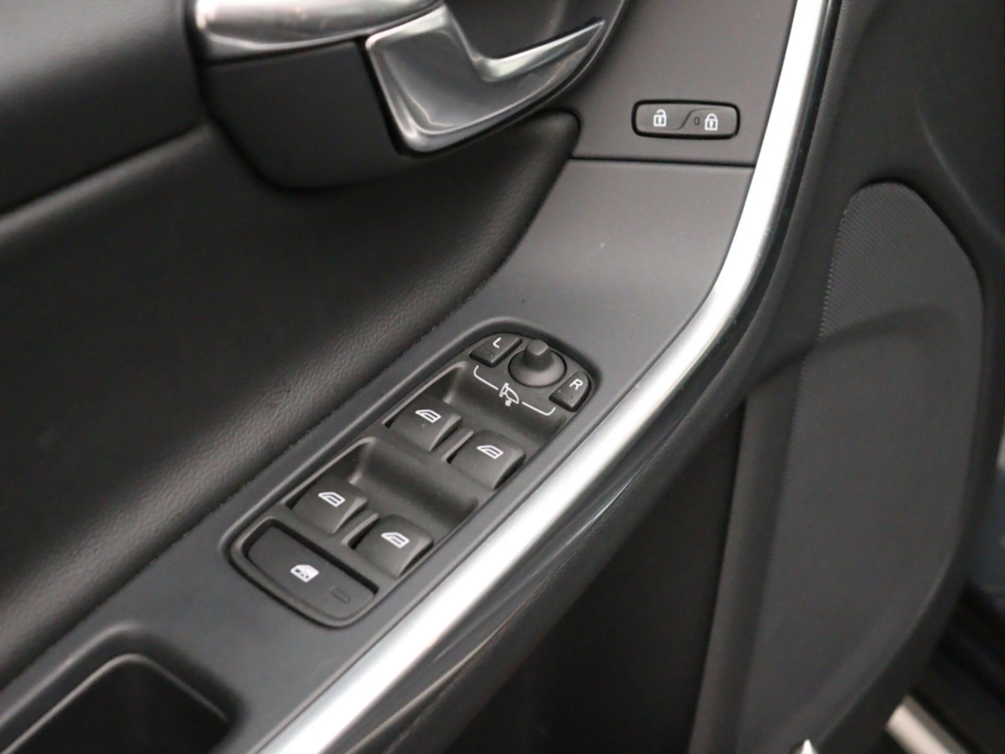 Volvo V60 Cross Country T5 AUT(8) POLAR+ LUXURY STANDKACHEL SCHUIFDAK XENO — photo 12