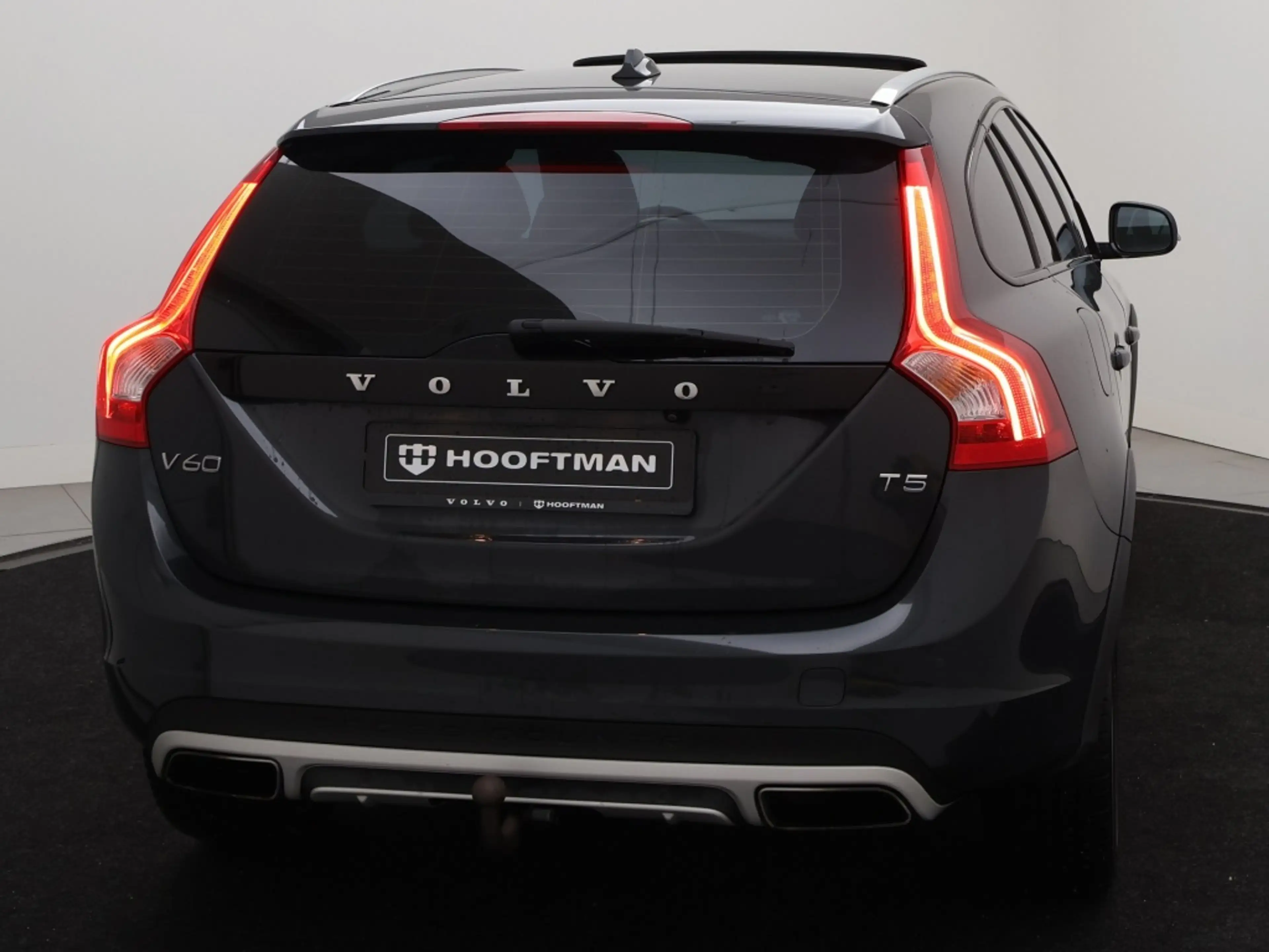 Volvo V60 Cross Country T5 AUT(8) POLAR+ LUXURY STANDKACHEL SCHUIFDAK XENO — photo 5