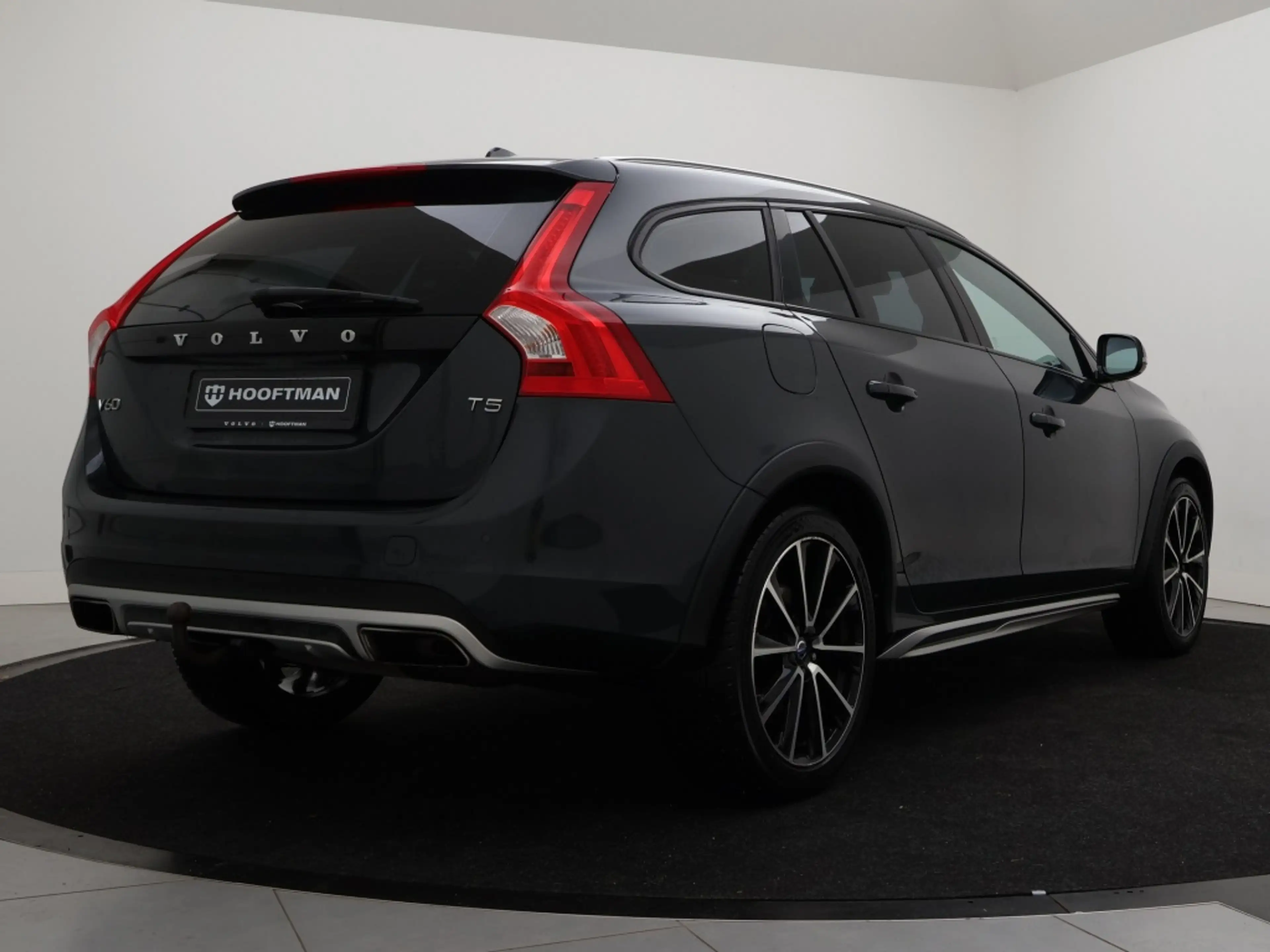 Volvo V60 Cross Country T5 AUT(8) POLAR+ LUXURY STANDKACHEL SCHUIFDAK XENO — photo 4