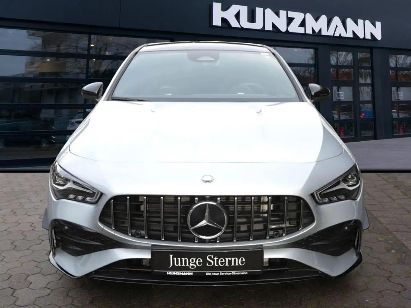 Mercedes-Benz CLA 35 AMG 4M SB Night Panorama Performance Sitze Silber - 2