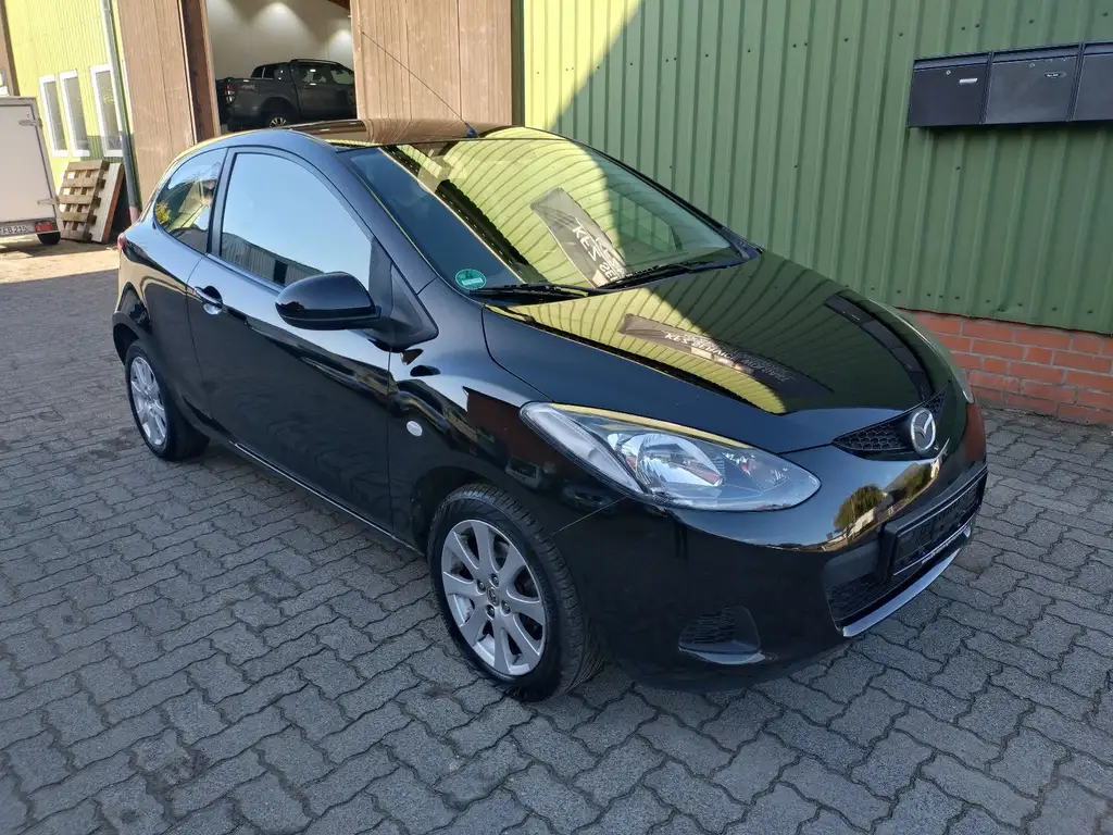 Mazda 2