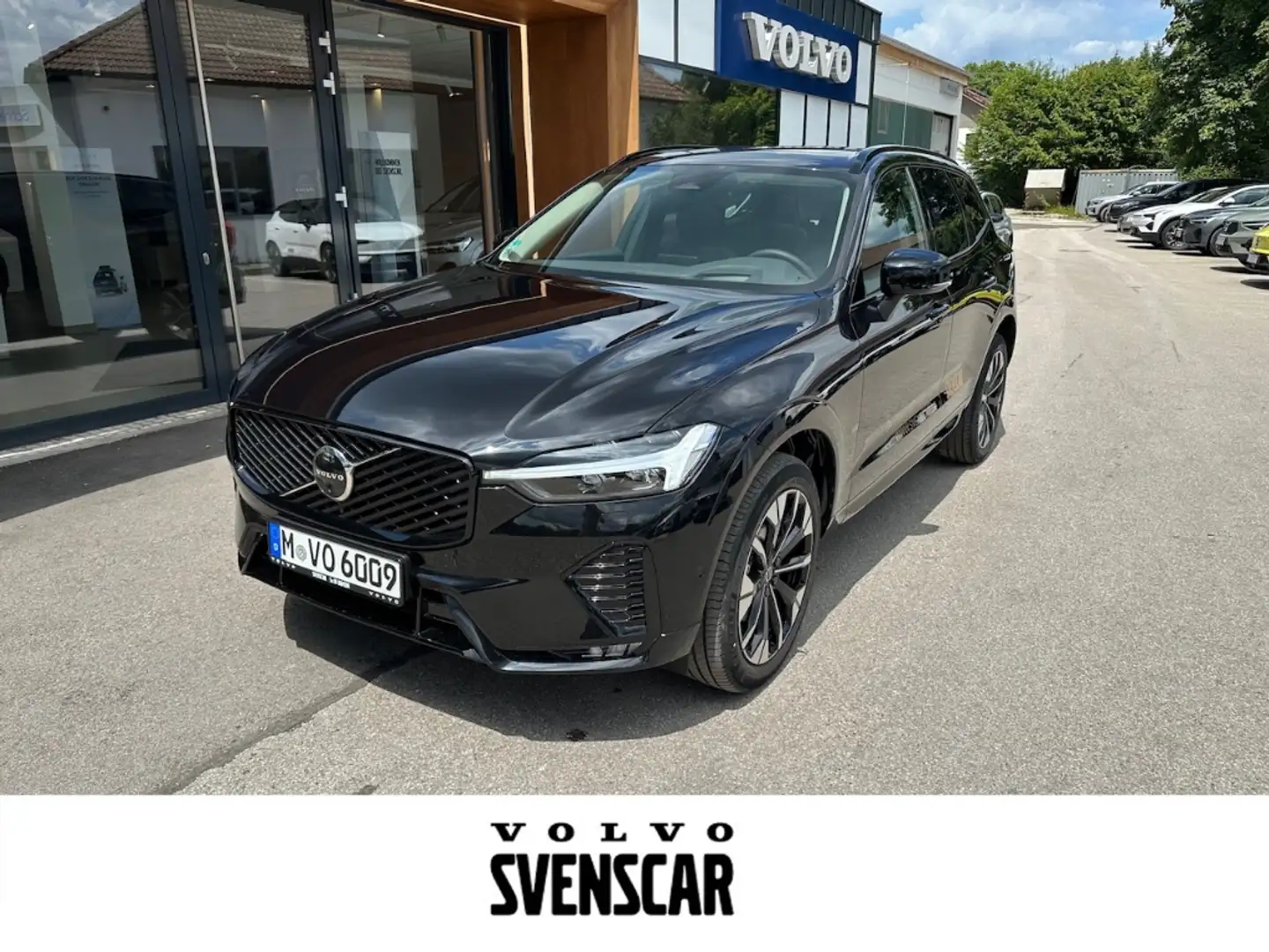 Volvo XC60 B5 Ultra Dark AWD Benzin EU6e HUD Digitales Cockpi Schwarz - 1