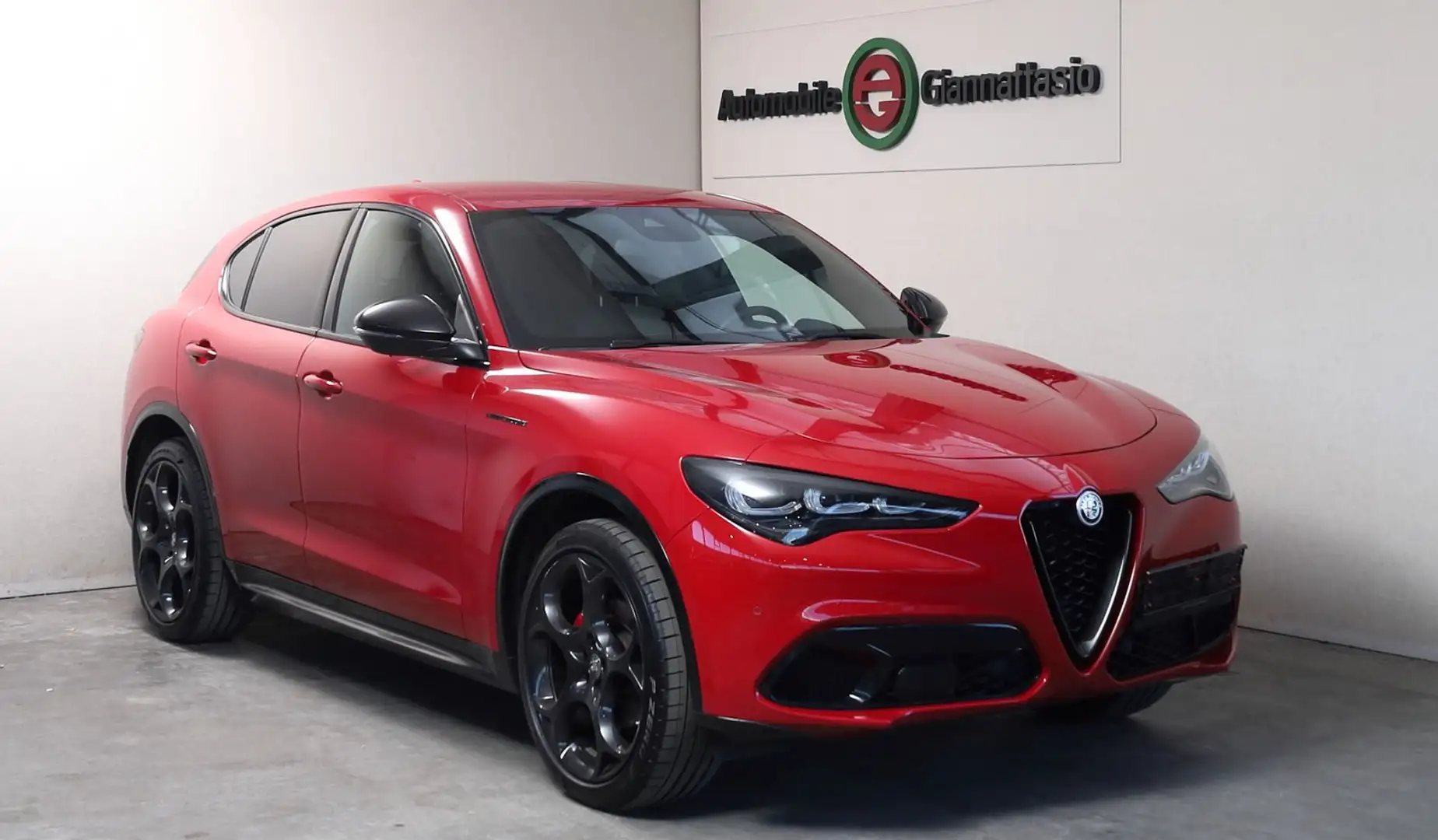 Alfa Romeo Stelvio Competizione Q4 Matrix*21"Garantie Rot - 1