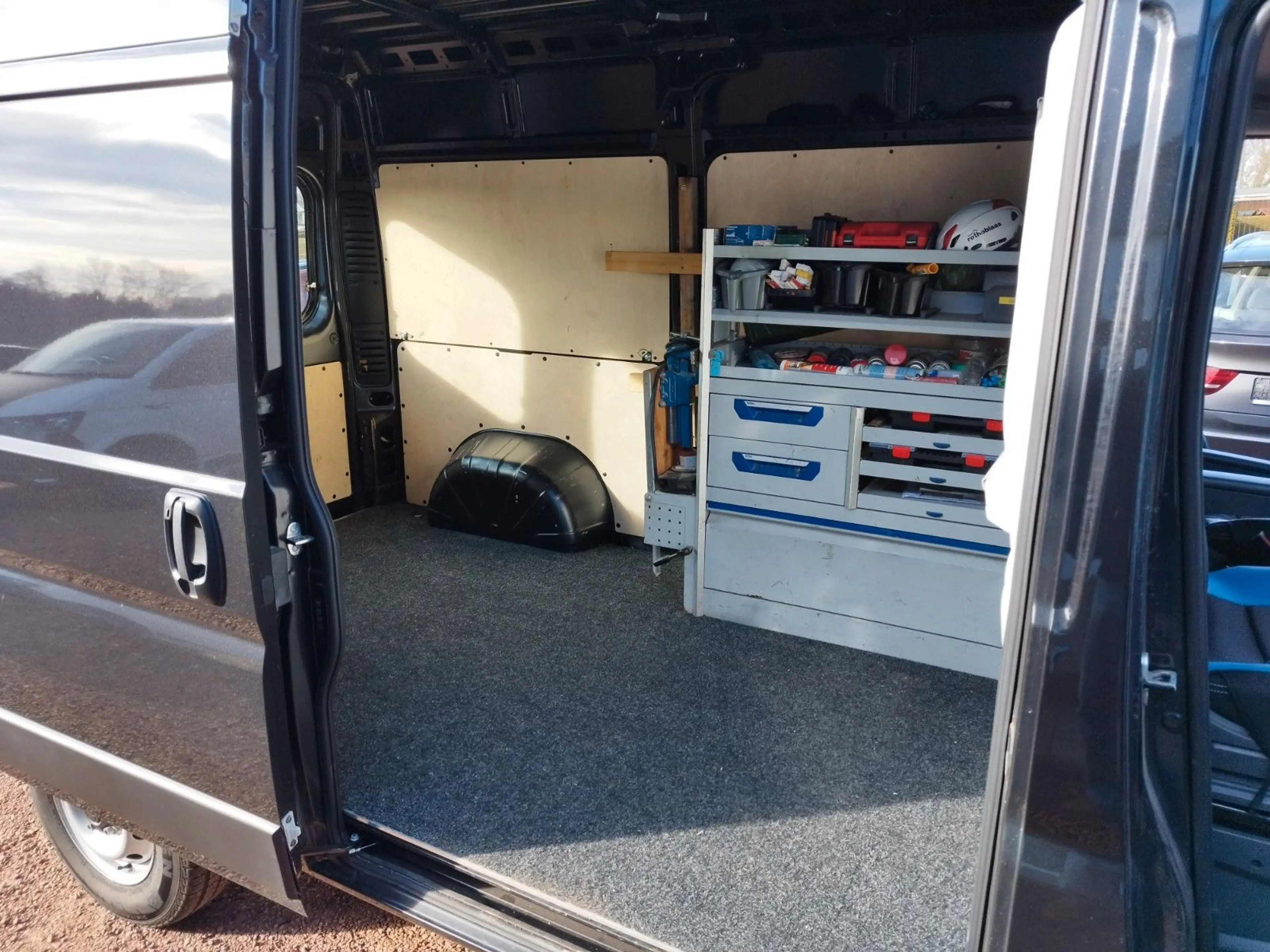 Peugeot Boxer Kasten Hochraum 335 L2H2 BlueHDi 180 — photo 15