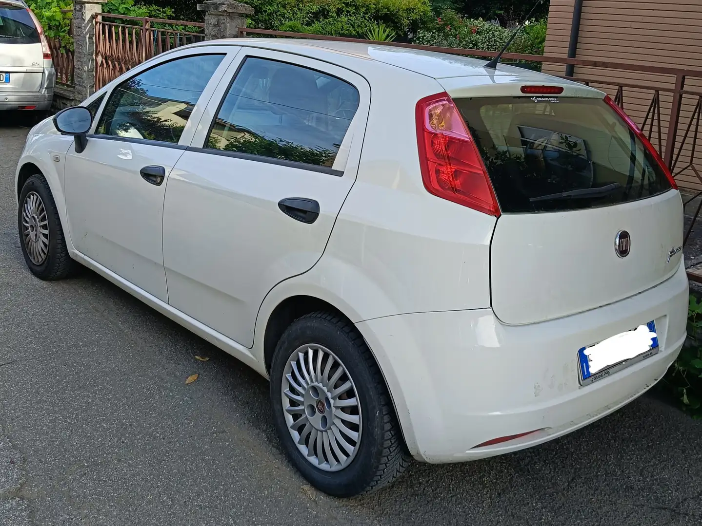 Fiat Grande Punto Grande Punto 5p 1.2 Actual s Alb - 2