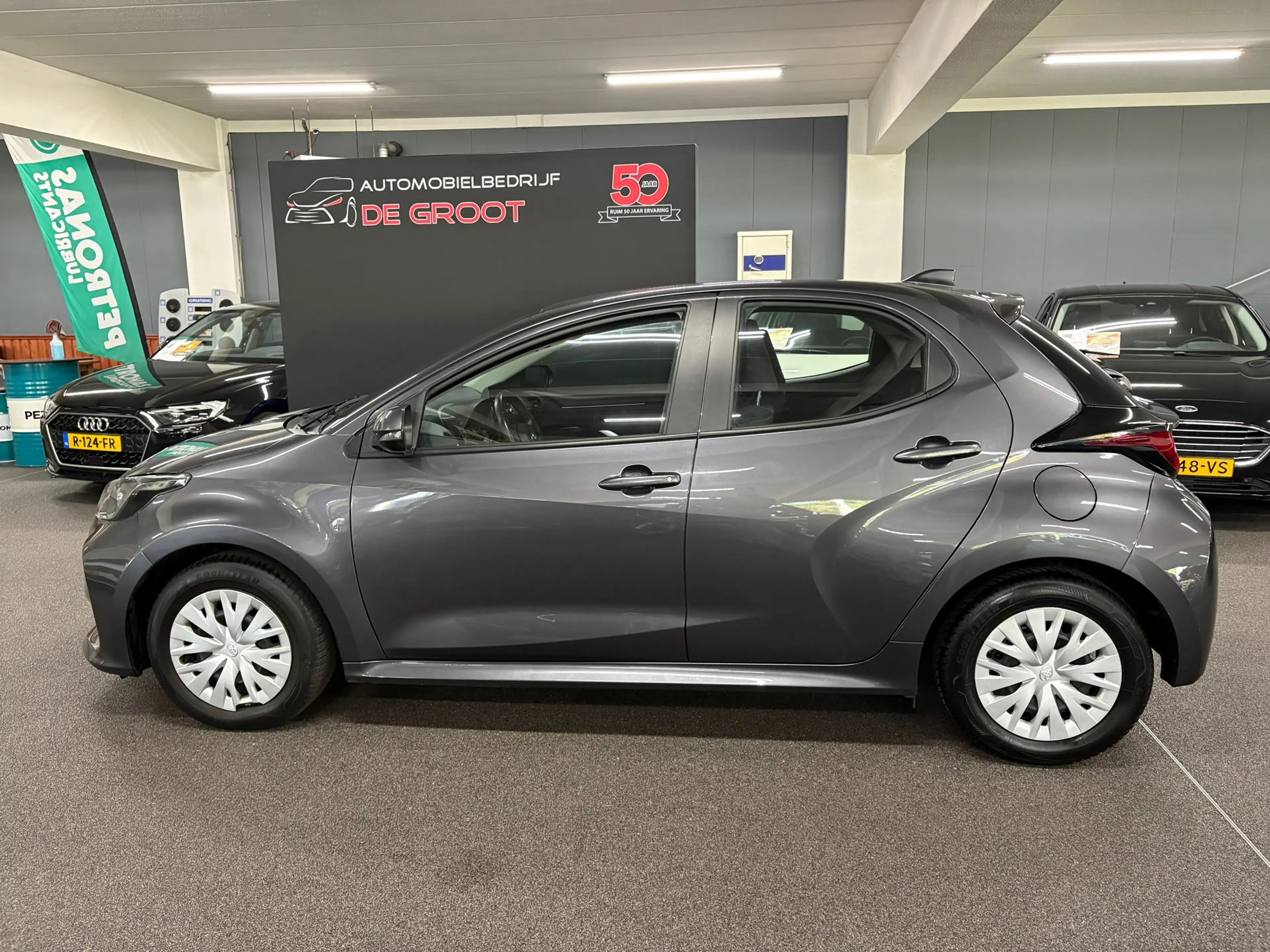 Toyota Yaris 1.5 VVT-i Active/ Eerste eigenaar/ Nederlandse aut — photo 2