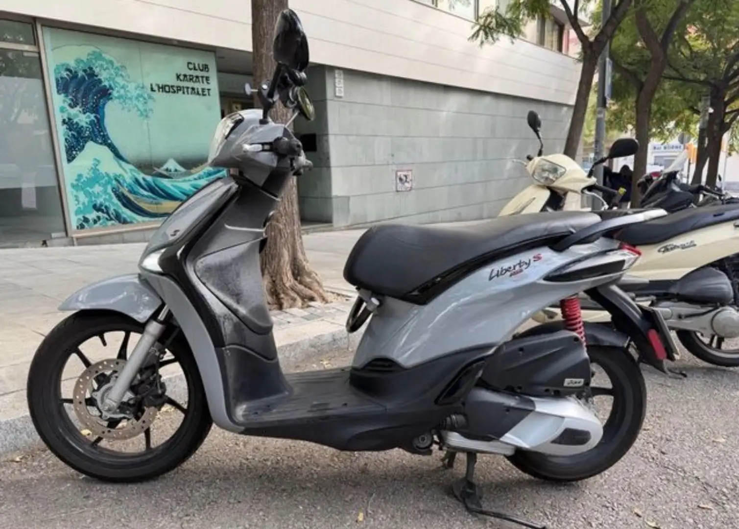 Piaggio Liberty 125 Abs Plateado - 2