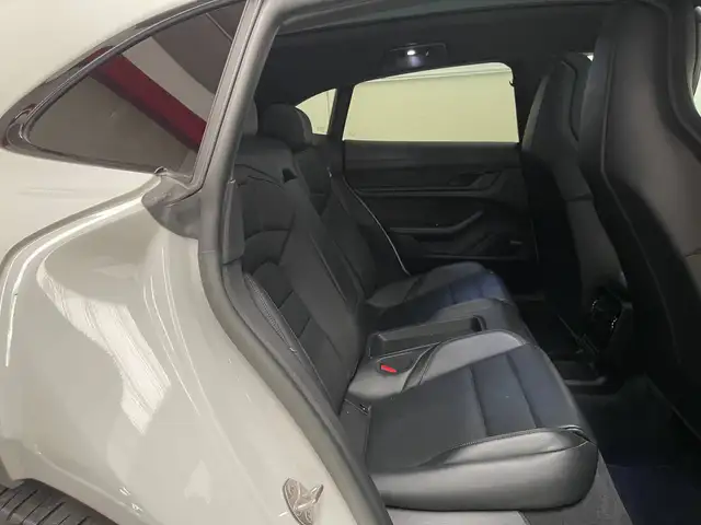 Porsche Taycan view 14