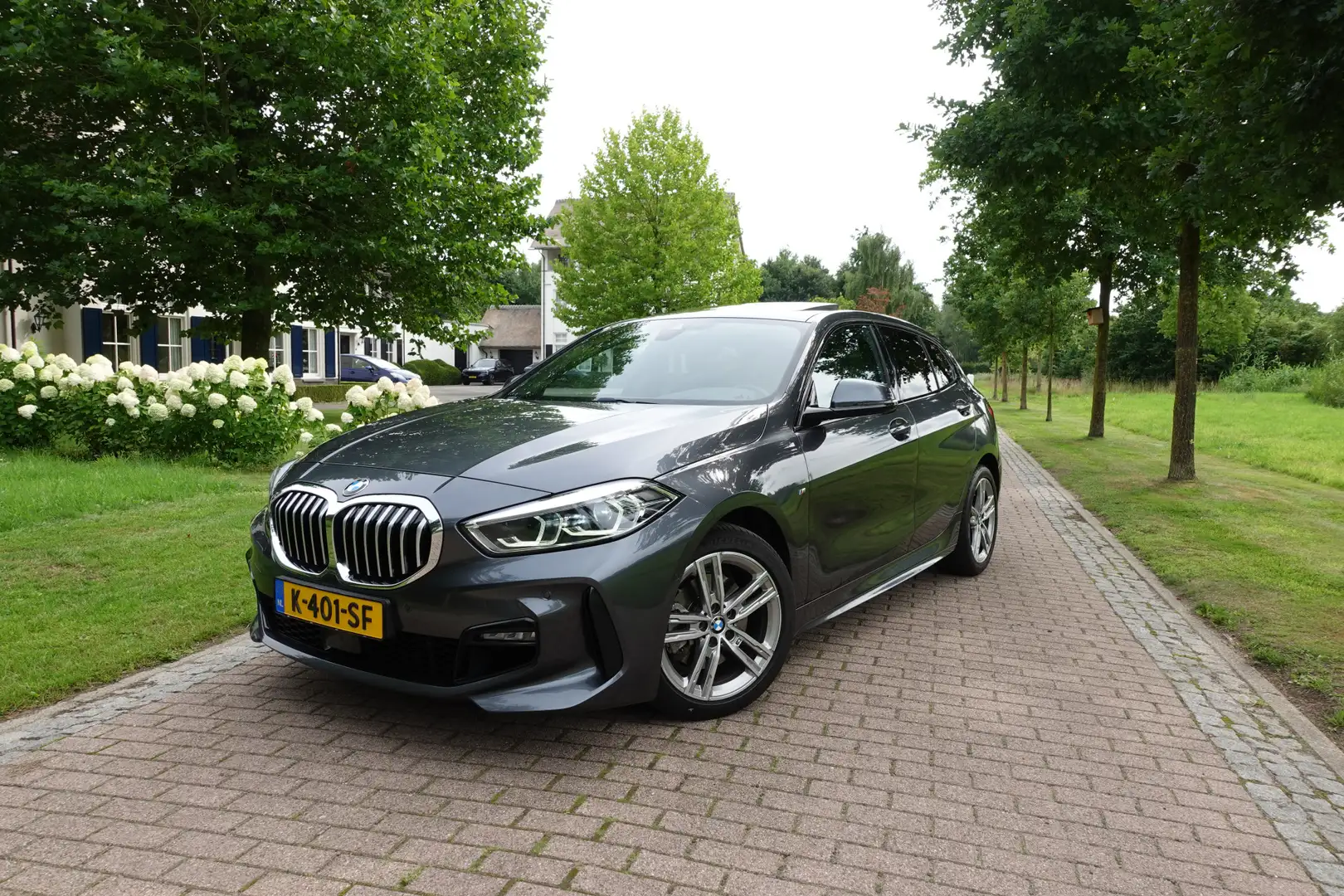 BMW 118 1-serie 118i High Executive M-Sport | Panodak | St Grijs - 1