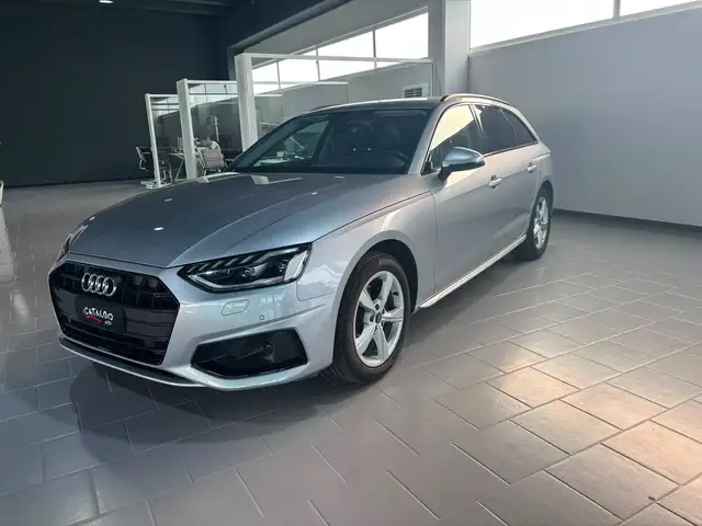 Audi A4 A4 V 2019 Avant Avant 35 2.0 tdi mhev Business Advanced 163cv s-tronic