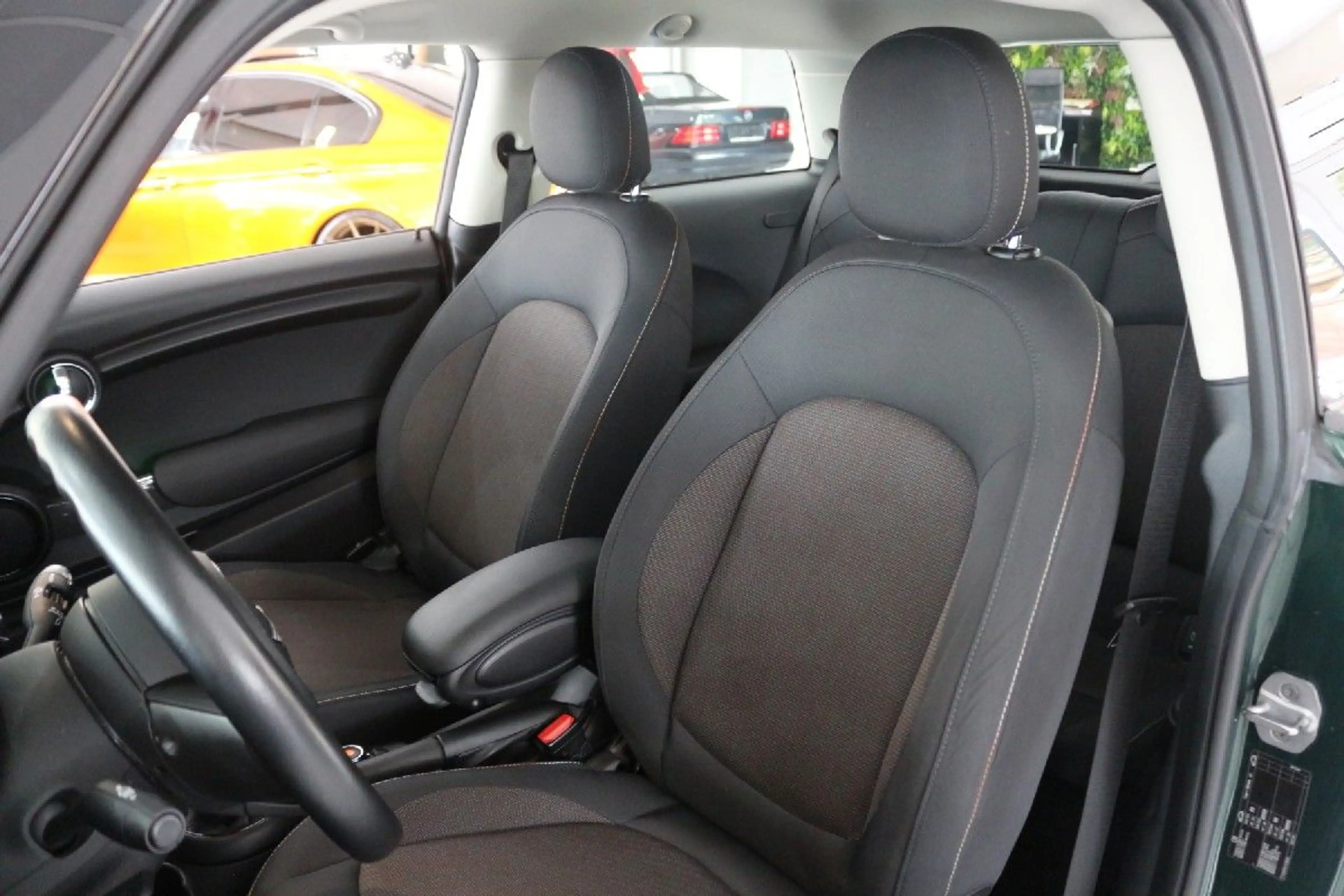 MINI One - Automatik-Navi-Tempomat-Sitzheizung-PDC — photo 11