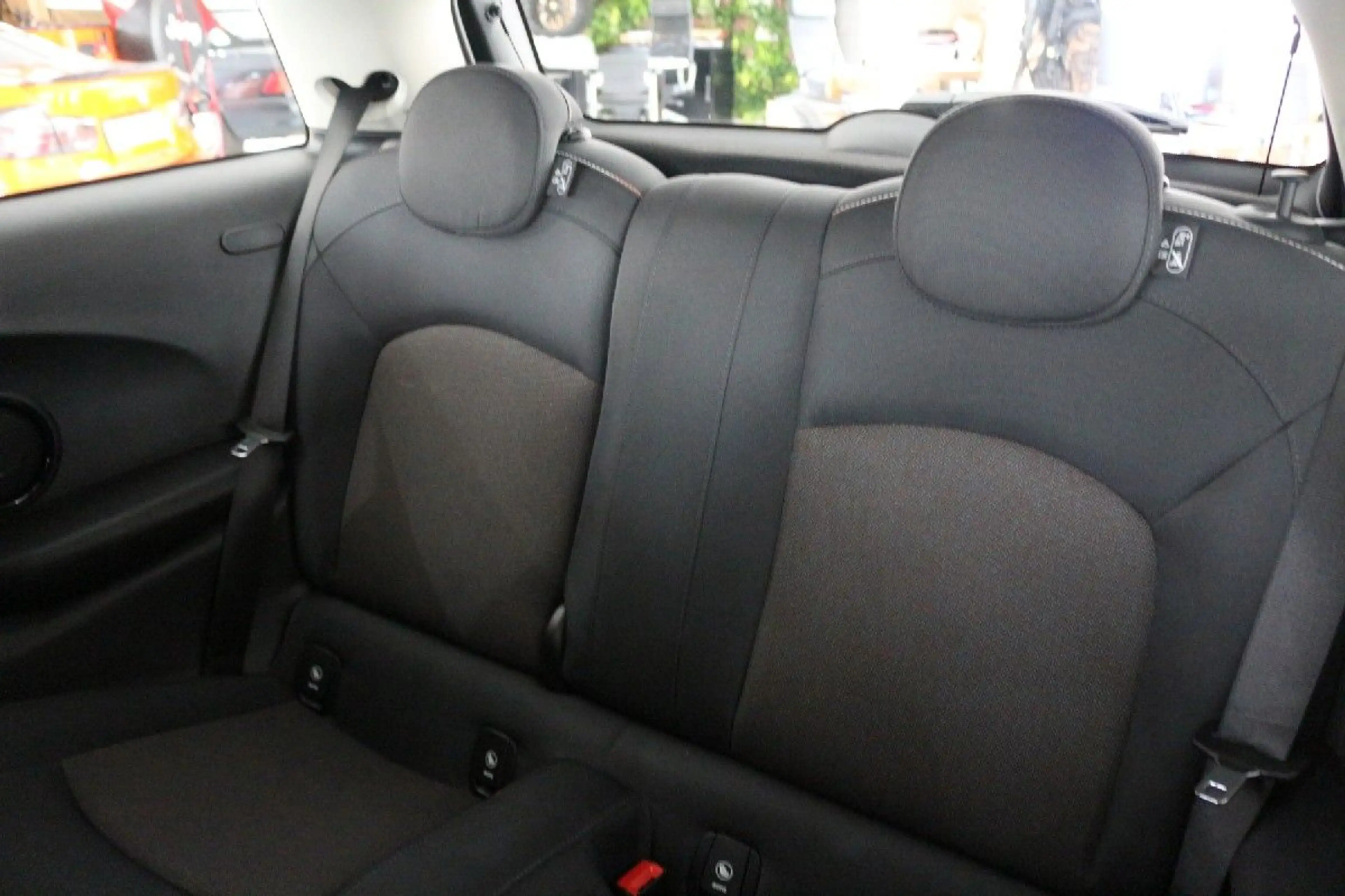 MINI One - Automatik-Navi-Tempomat-Sitzheizung-PDC — photo 13