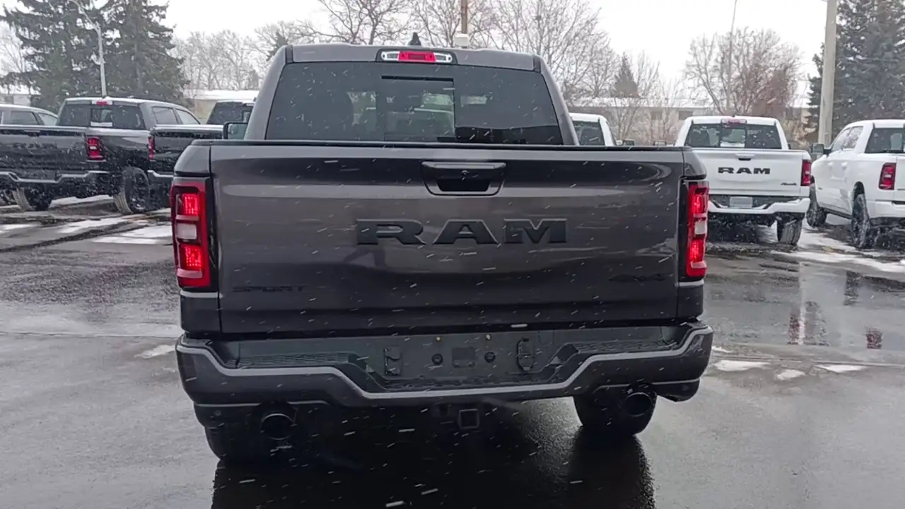 RAM 1500 снимка RAM 1500