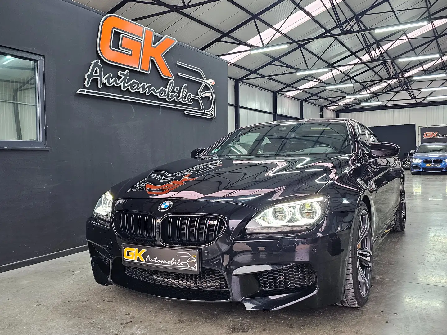 BMW M6 4.4i V8 COMPÉTITION PACKAGE // CERAMIC Noir - 2