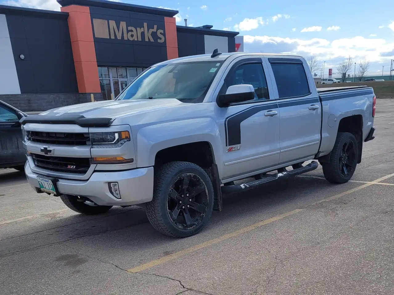 Chevrolet Silverado 1500 снимка Chevrolet Silverado 1500