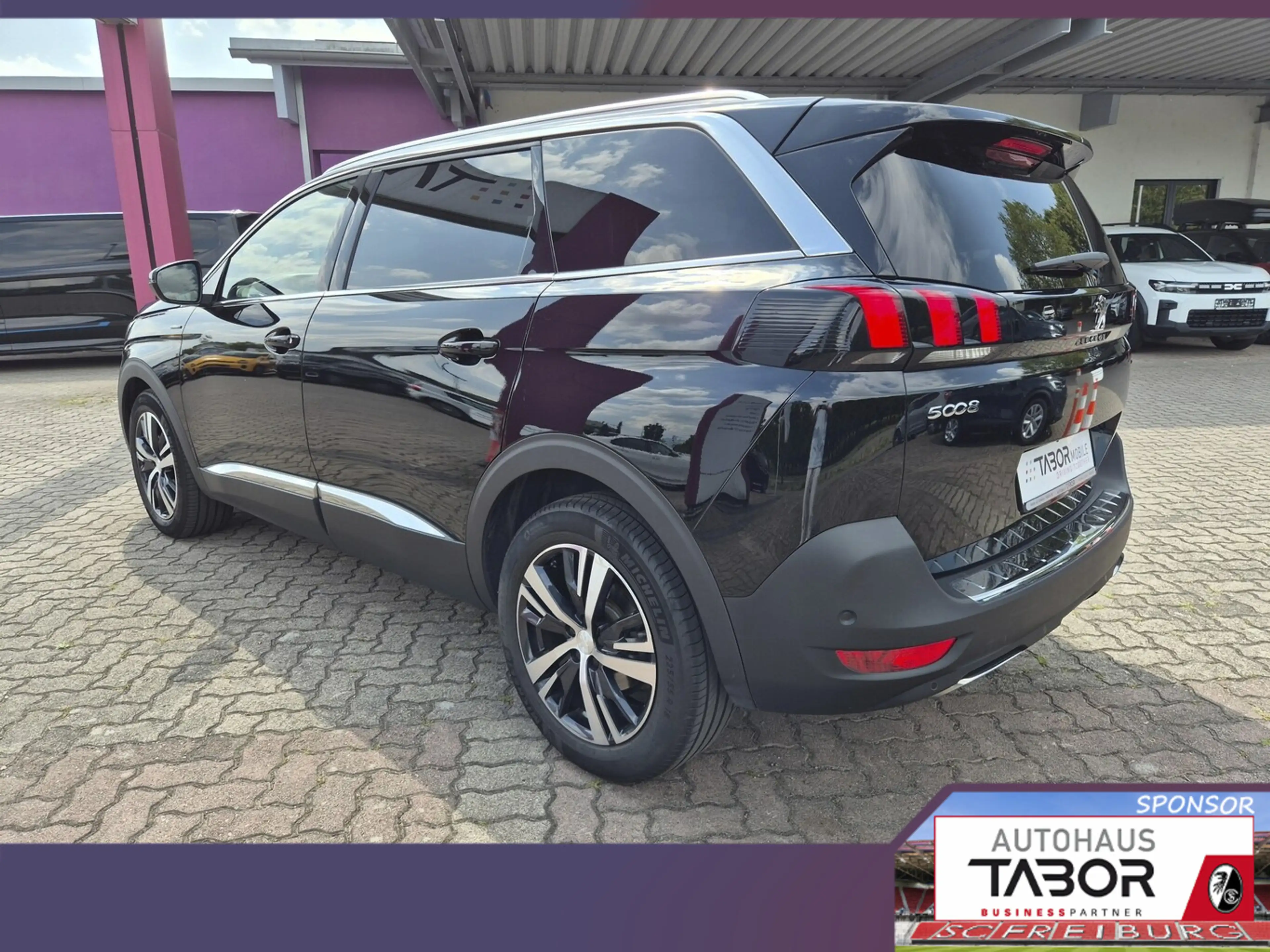 Peugeot 5008 1.5 BlueHDi 130 Aut. Allure LED — photo 4
