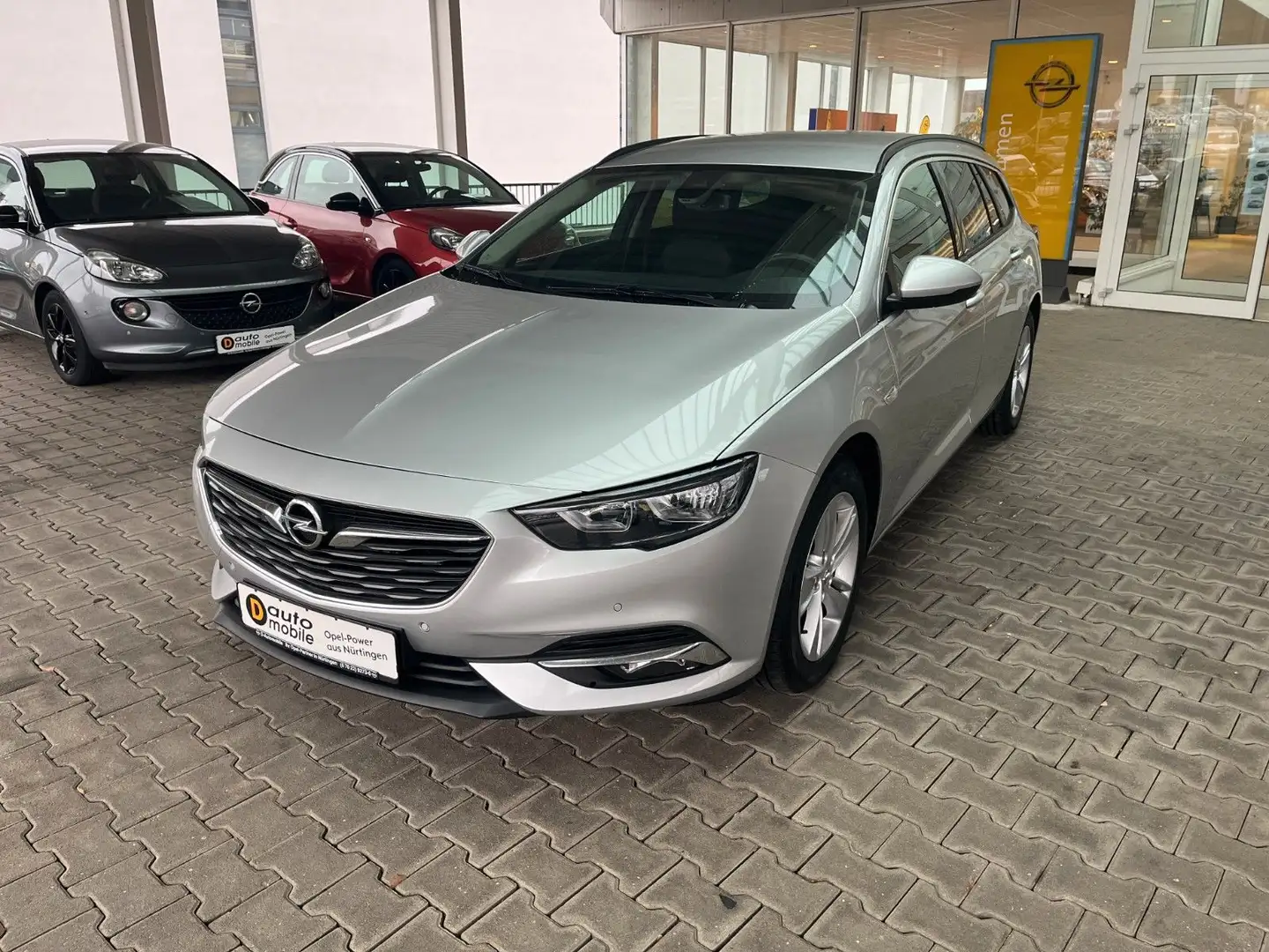 Opel Insignia ST Bus. Edi., Standheizung, Navi... Silber - 1