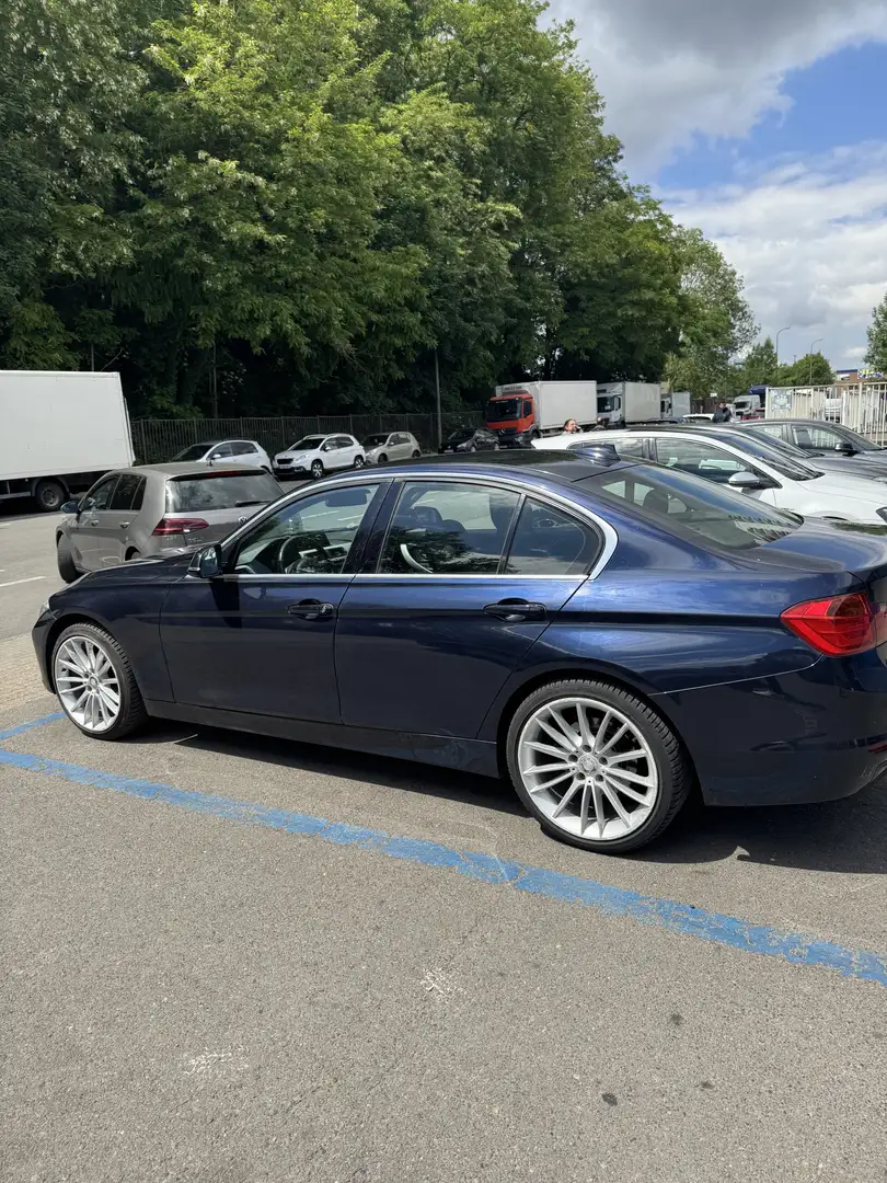 BMW 318 318 d Bleu - 1