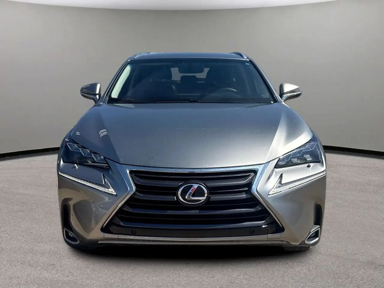 Lexus NX снимка Lexus NX