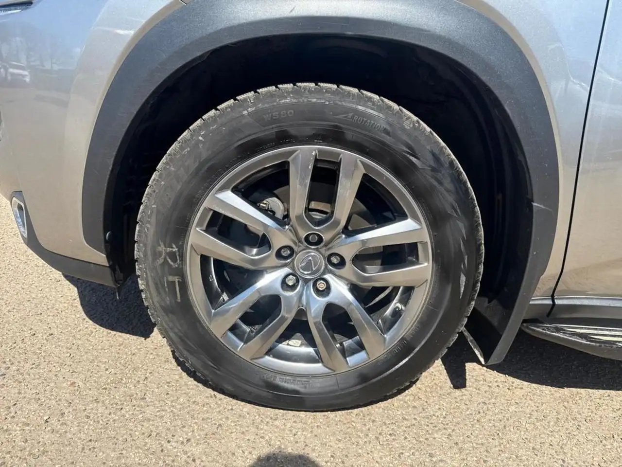 Lexus NX снимка Lexus NX