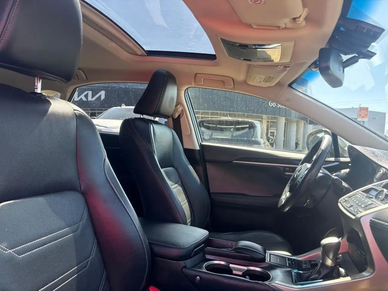 Lexus NX снимка Lexus NX