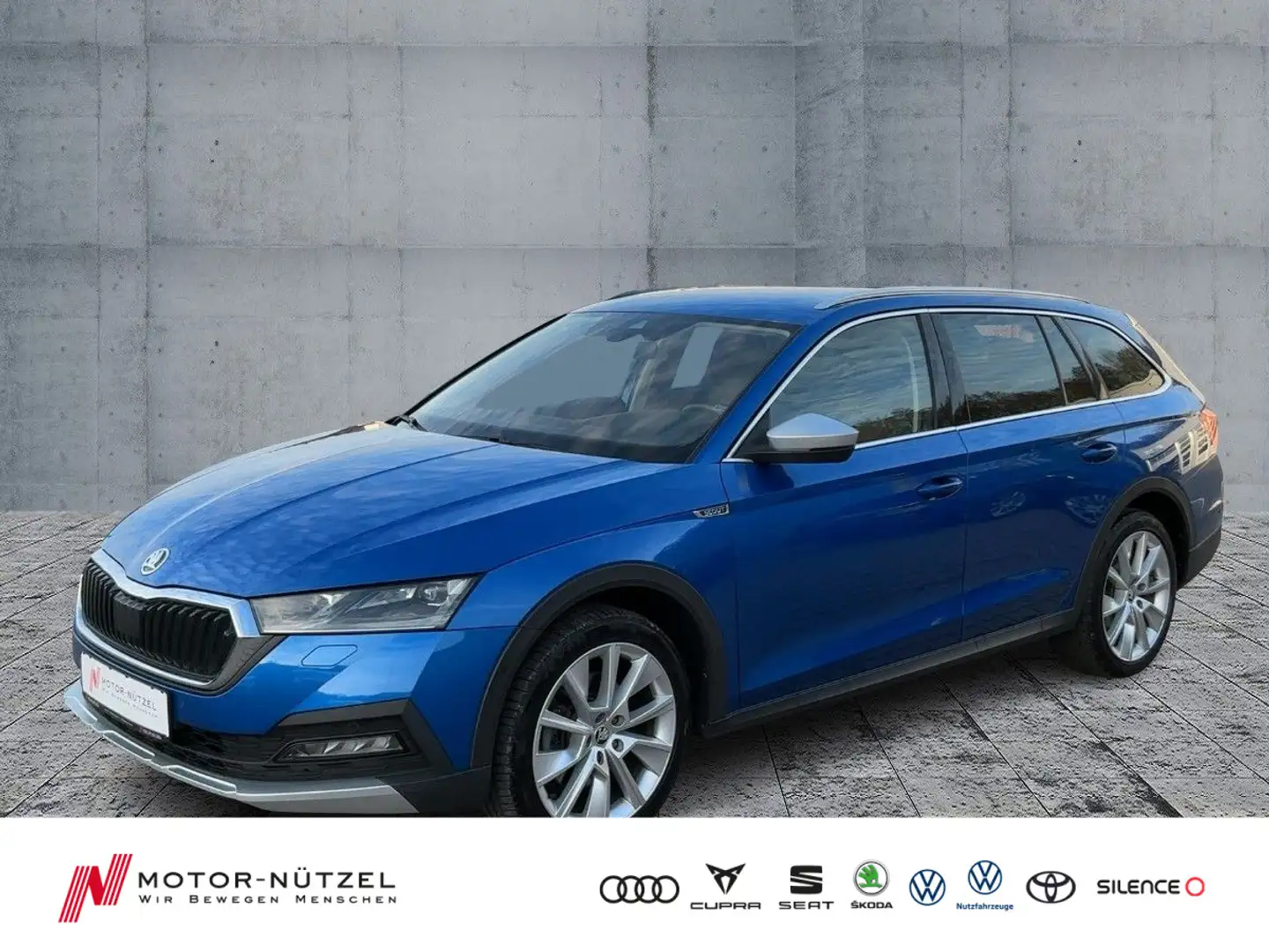 Skoda Octavia Combi 2.0TDI DSG4x4 SCOUT MATRIX+NAV+ACC Bleu - 1