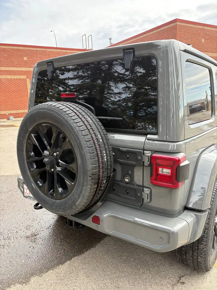 Jeep Wrangler снимка Jeep Wrangler