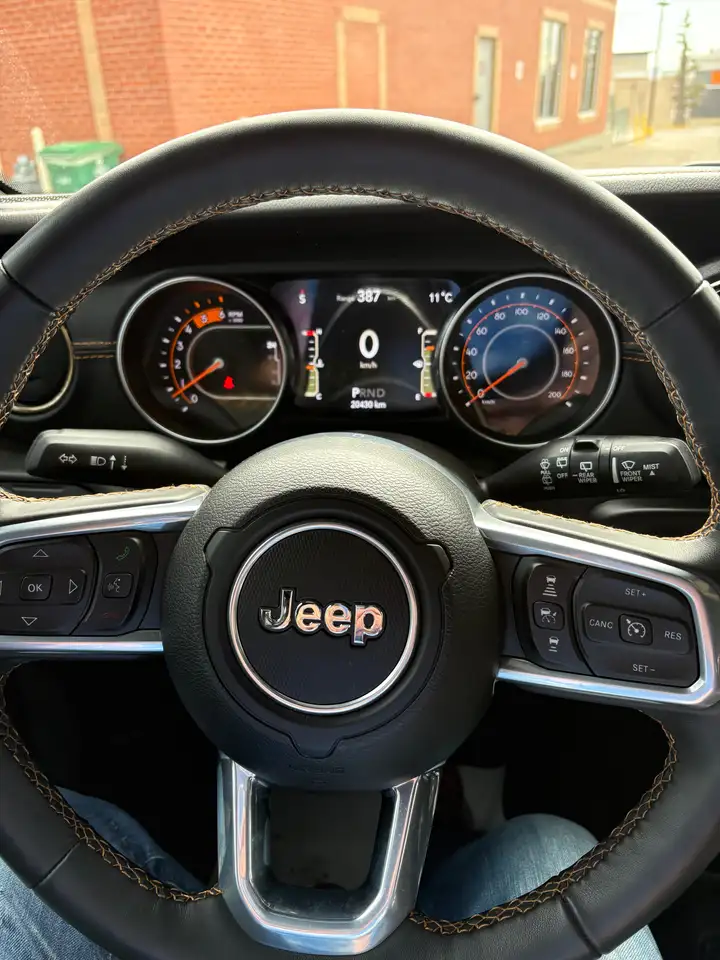 Jeep Wrangler снимка Jeep Wrangler