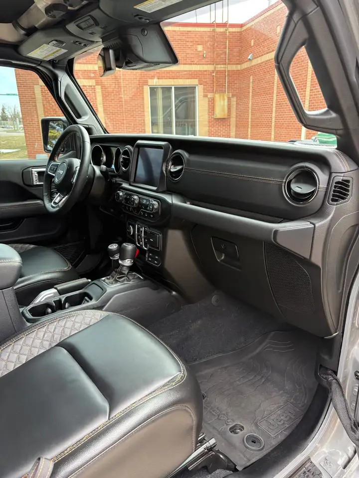 Jeep Wrangler снимка Jeep Wrangler