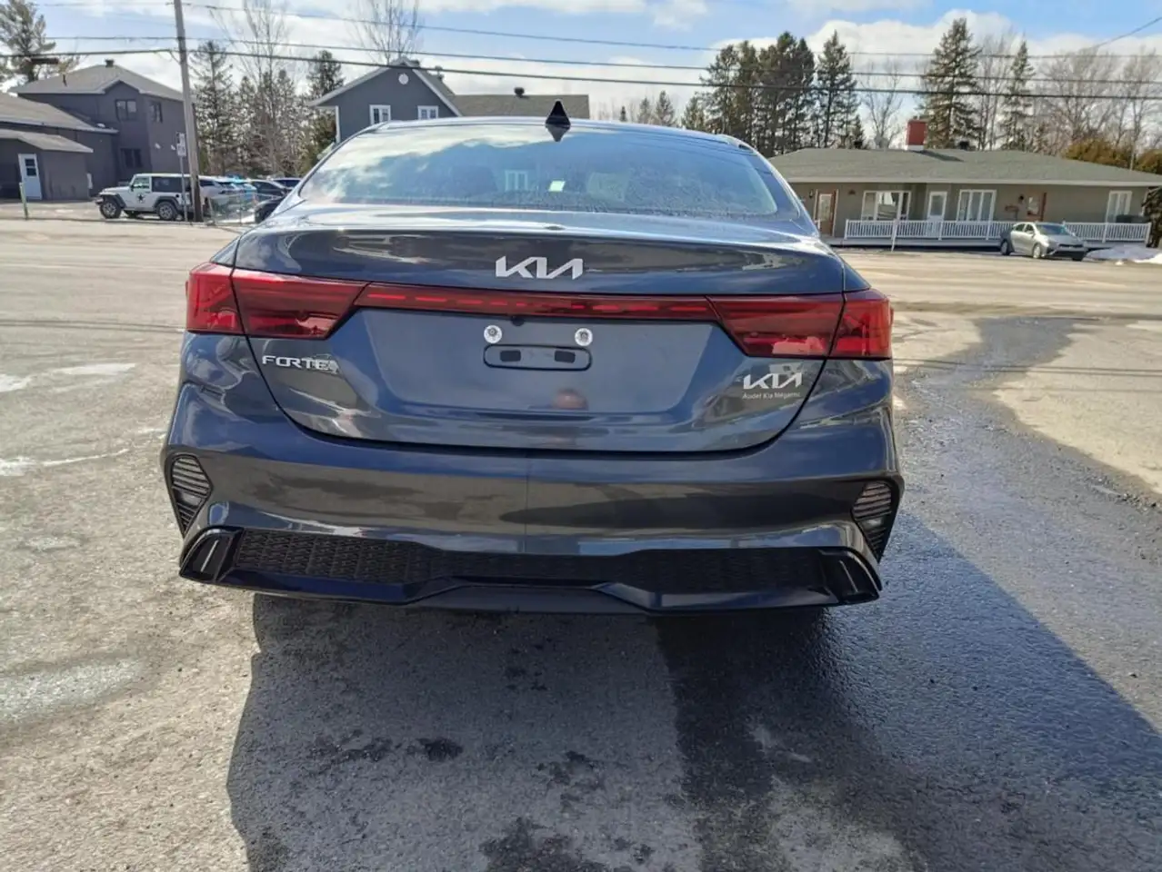 Kia Forte снимка Kia Forte