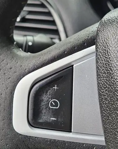 Renault Megane view 16