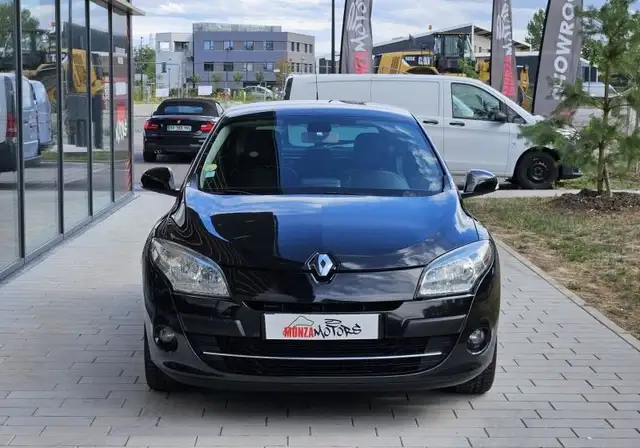 Renault Megane view 2