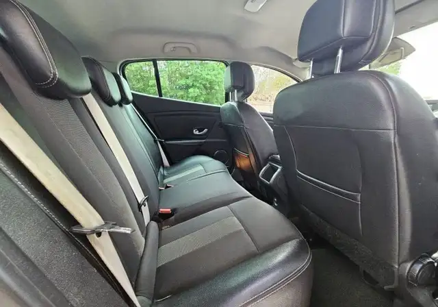 Renault Megane view 24